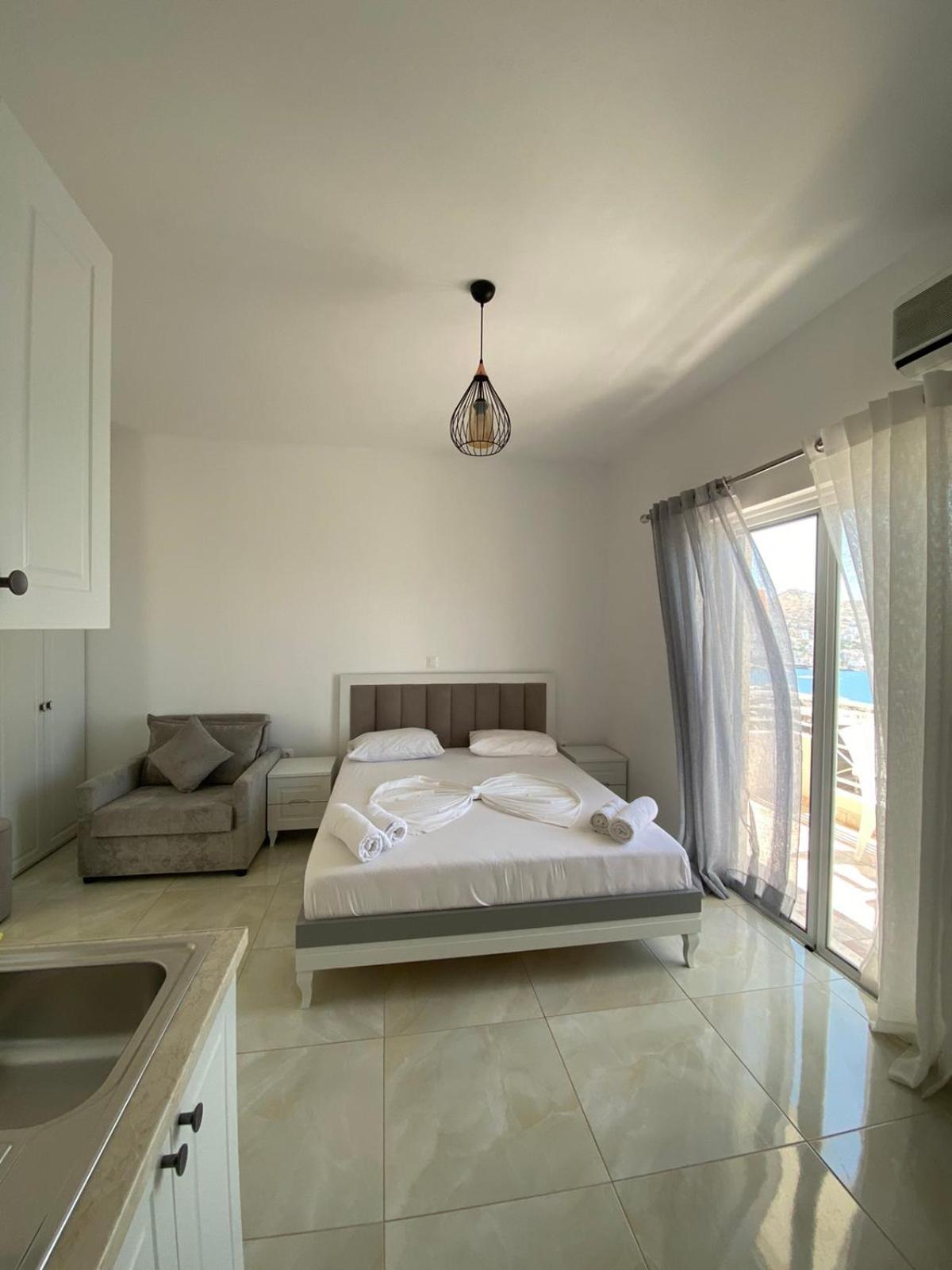 Mariana Apartments Sarandë Exteriör bild