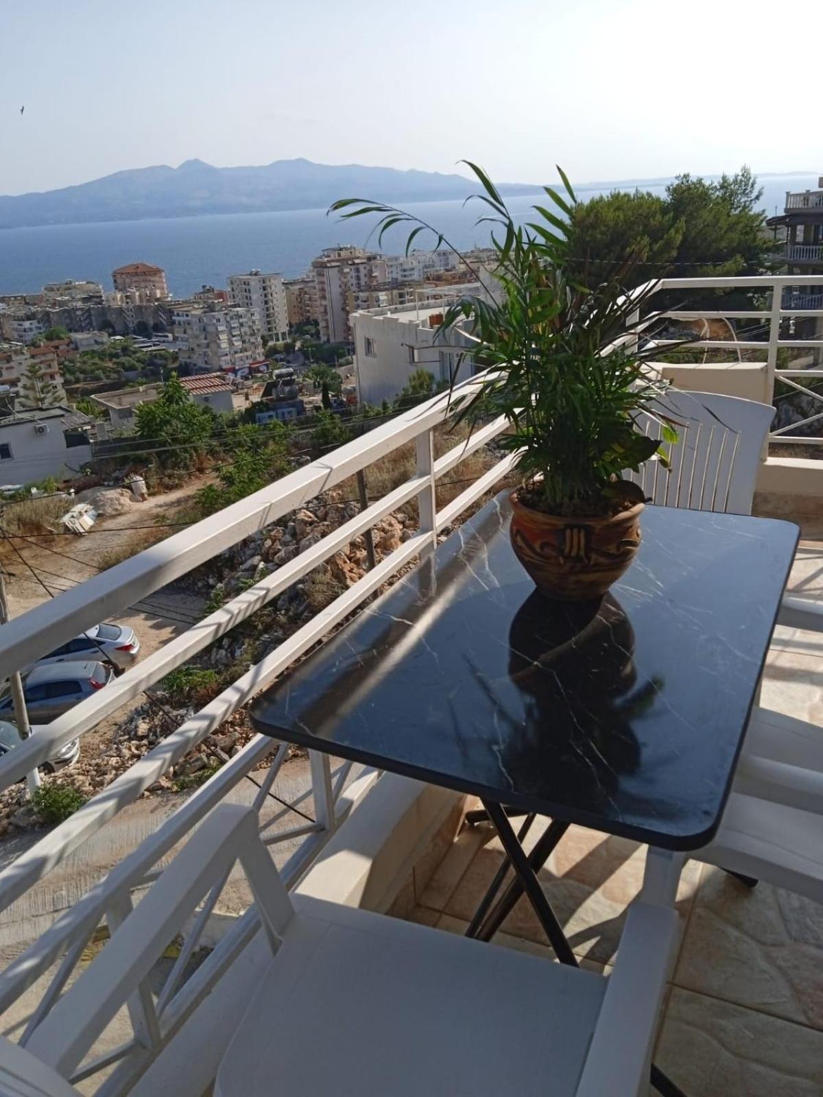 Mariana Apartments Sarandë Rum bild